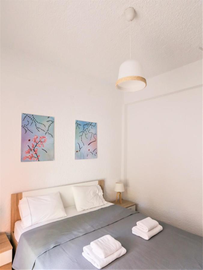 Beachfront Deluxe Apt. Pefkochori Exterior photo